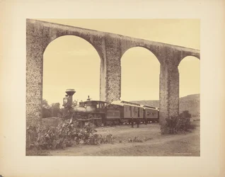 Vieil aqueduc à Querétaro, Mexique