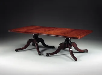 Table à manger à deux piédestaux George IV irlandaise, vers 1825
