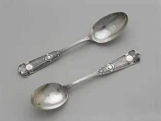 Paire de cuillères à thé, c. 1860-1871