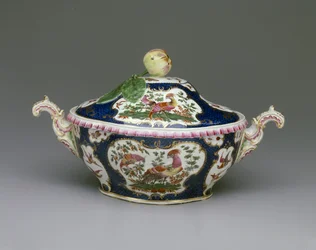 Soupière, vers 1780