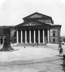 Théâtre National, Munich, Allemagne, c. 1900