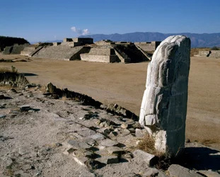 Vue des monuments I, H, G