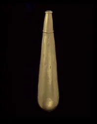 Flacon de coca en forme de larme (200-1600 après J.-C.)